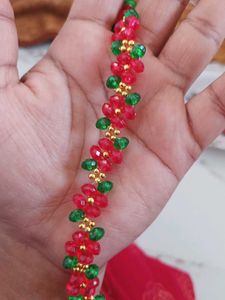 Charming Red &amp; Green Beaded Bracelet