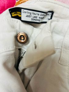 Classic white wide leg jeans from offduty
