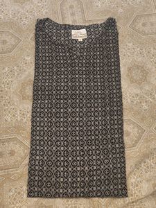 Sabhyata Black & White Printed Kurta