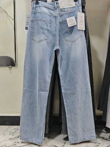 Light Wash whisker baggy Jeans