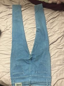 Light Wash Skinny Jeans