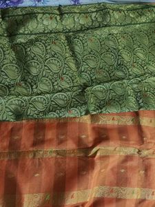 Elegant Peach Saree with Gold Border
