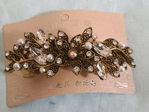 Hair Clip  Womens / Girls