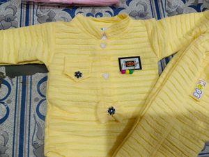 new Cute Yellow Kids Outfit