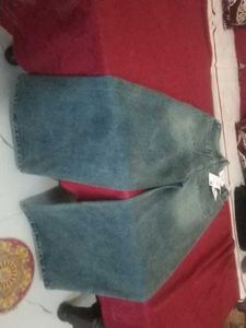 Classic Wash Denim Jeans.