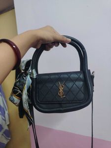 Chic Black Handbag for women