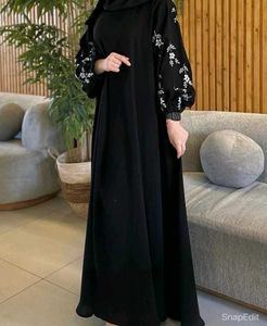 Elegant Black Abaya with Floral Embroidery
