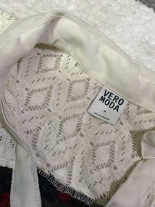 Vero Moda Floral Sleeveless Top