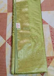 Beautiful 😍💚Silk Saree in green clr