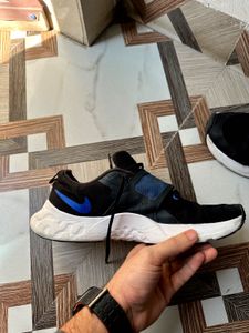 Nike renew retaliation ORIGINALTraining Shoes