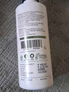plum green tea toner and aqualogica sunscreen