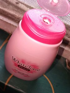 White Tone Pearl Face Powder with FREE Mascara