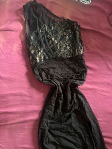Elegant Black One-Shoulder Lace Dress