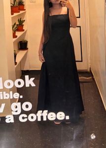 Black sleeveless long maxi dress