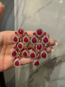 Stunning Dangle Earrings with magenta Stones