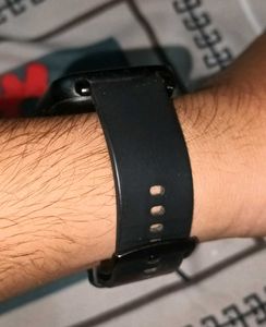 Noise ColorFit Icon Buzz Smartwatch