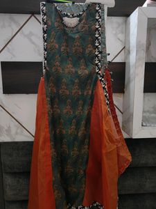 This Kurta Size Is Small Does Not Fit On Me So I Can Sell