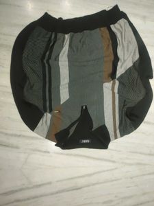 quater zipper sweater
