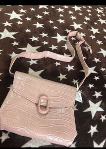Stylish Pink Croc-Embossed Crossbody Bag