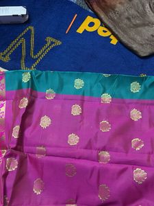 Elegant Teal &amp; Pink Silk Saree with Gold Weave