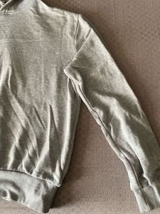 Gray Cropped Hoodie