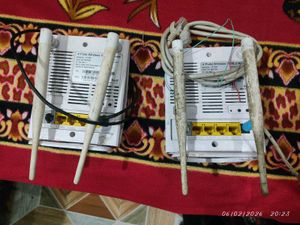 Wireless Router or wifi extender