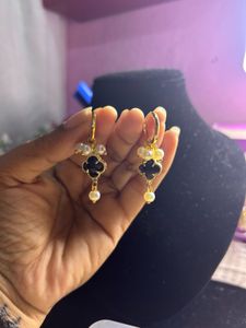 Elegant Pearl & Black Clover Earrings