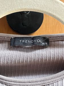 Ribbed Long Sleeve Cropped Top