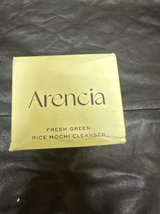 ArencIa Rice Mochi Cleanser