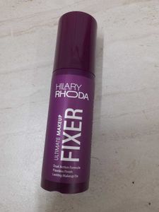 Makeup Fixer Hilary Rhoda