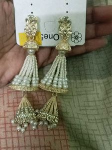 Elegant Pearl Dangle Earrings