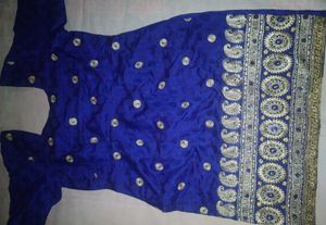 Blue Embroidered Kurti Set with Salwar (Preloved)