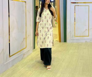 Stylish Printed V- Neck straight Kurta for Women