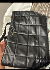 Fasttrack Black Handbag