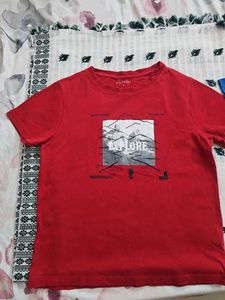 Two T shirt Red and Blue