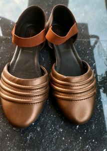 Brand New Footwear.Size 40..