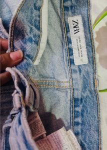 Light Wash High-Waisted Straight Leg Jeans