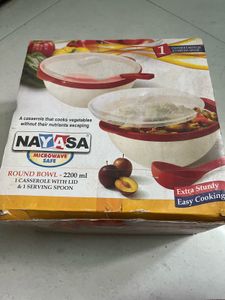 Nayasa Round Serving Bowl with Spoon