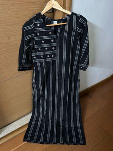 Unused Striped Black Kurta