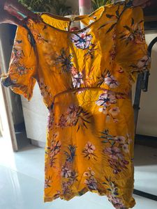 Vibrant Yellow backless Floral Print Dress