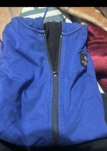 Spykar Reversible Sleeveless Hoodie Jacket