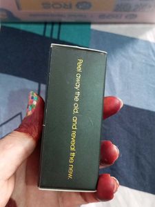 Finger Tips Makeup Remover