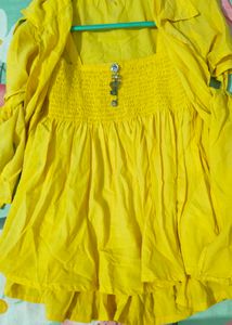 Yellow Floral Waist Detail Top (3/4 Sleeves)