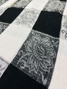 Black &amp; White Scarf/ Stall