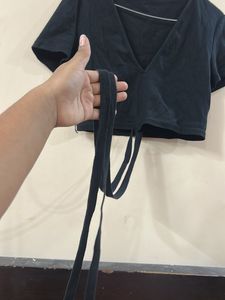 Zara Black Ribbed V-Neck Crop Top