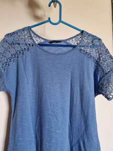 Marks &amp; Spencer Blue T SHIRT w Crochet 36"