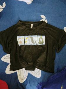 crop Cute Cat Graphic T-Shirt