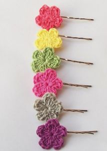 Handmade Crochet Flower Hair Bobby Pins 🌸