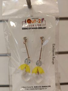 Cute Yellow Flower Heart Earrings