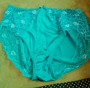 XL Vintage High Waist Style Panties Bundle Of 4